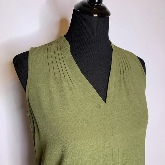 Madewell army green sleeveless v neck top size Extra Small XS - Picture 2 of 12